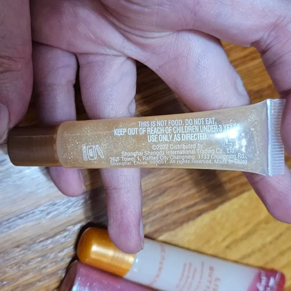 LOT Burt's Bees Coconut Pear Lip Balm, Coconut Lip Oil, Tree Hut Lip Butter +1
